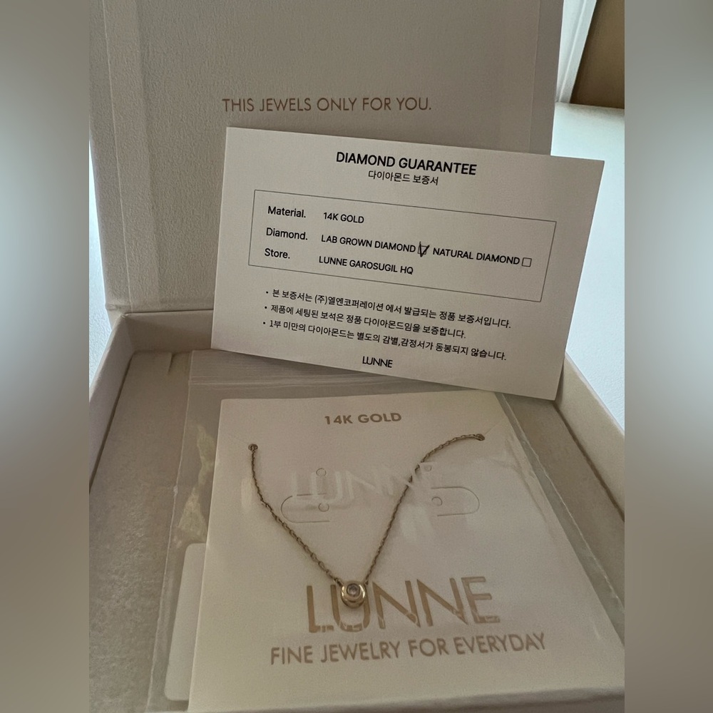 LUNNE (korean brand)
14K Diamond Essential Bezel Necklace (14K Gold) #LCN02 - Picture 4 of 15